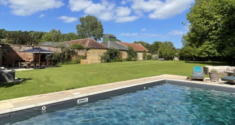 IMG_9753-scaled-e1743068823484-780x780